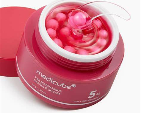 کرم کپسولي MEDICUBE نياسيناميد 55 ميل10110000146